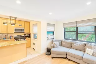 60 White Oak St, New Rochelle, NY 10801 - Photo 9