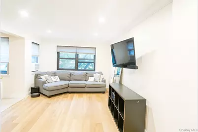 60 White Oak Street #2-H, New Rochelle, NY 10801 - Photo 11