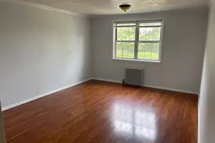 78-05 Park Dr E, Kew Gardens, NY 11367 - Photo 3