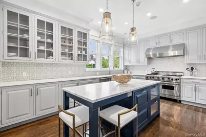 9 Elm Avenue, Larchmont, NY 10538 - Photo 13