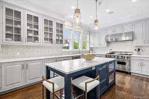 9 Elm Ave, Larchmont, NY 10538 - Photo 13