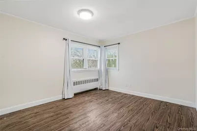 104 Radcliff Drive, East Norwich, NY 11732 - Photo 9