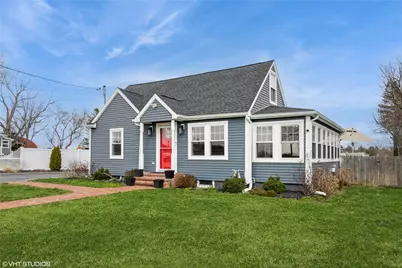 4100 Youngs Avenue, Southold, NY 11971 - Photo 1