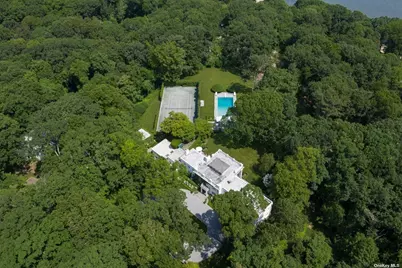 211 Sunset Road, Syosset, NY 11771 - Photo 23