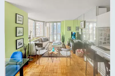 500 43 St W #21 E, New York, NY 10036 - Photo 15