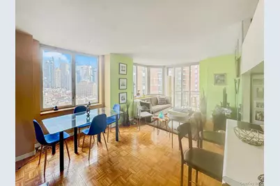 500 43 St W #21 E, New York, NY 10036 - Photo 13