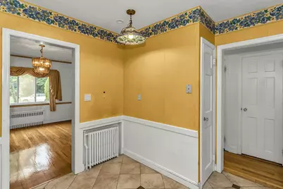 319 Maryland Avenue, Freeport, NY 11520 - Photo 7