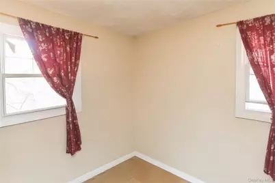 7 Merrick Lane, Spring Valley, NY 10977 - Photo 17