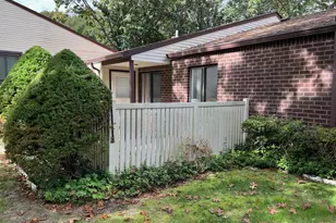 92 Birchwood Rd, Coram, NY 11727 - Photo 11