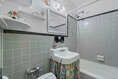 139-15 83rd Avenue #726, Briarwood, NY 11435 - Photo 7