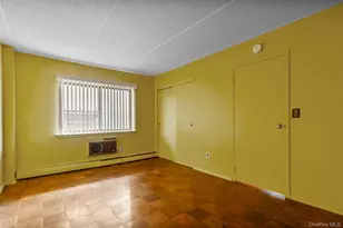 687 Bronx River Rd, Yonkers, NY 10704 - Photo 25