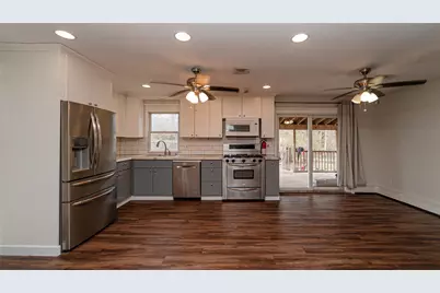 93 Tyler Avenue, Sound Beach, NY 11789 - Photo 15