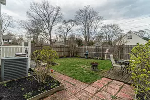 93 Tyler Ave, Sound Beach, NY 11789 - Photo 9