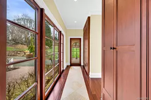 717 A Short Beach Rd, Nissequogue, NY 11780 - Photo 19