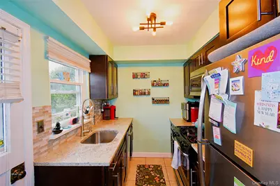 737 Tuckahoe Road #23, Yonkers, NY 10710 - Photo 7