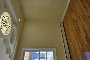 105-13 171st St, Jamaica, NY 11433 - Photo 15