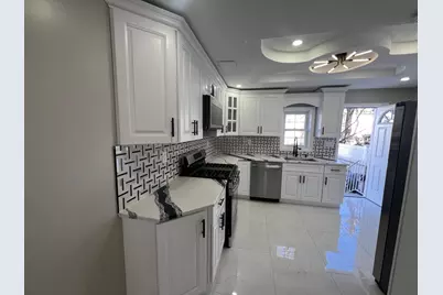 105-13 171st Street, Jamaica, NY 11433 - Photo 3