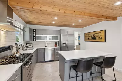 80 Towd Point Road, Southampton, NY 11968 - Photo 7