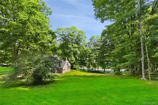 326 Bedford Center Rd, Bedford Hills, NY 10506 - Photo 7