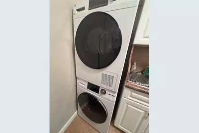 269-10 Grand Central Parkway #2C, Floral Park, NY 11005 - Photo 15