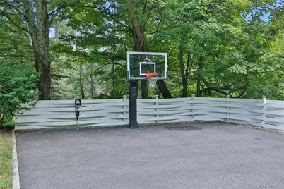 8 Old Roaring Brook Road, Mount Kisco, NY 10549 - Photo 21