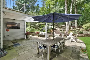 8 Old Roaring Brook Rd, Mount Kisco, NY 10549 - Photo 9