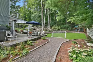 8 Old Roaring Brook Rd, Mount Kisco, NY 10549 - Photo 7