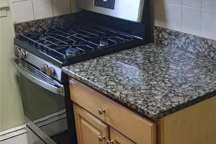 106 Union Rd, Spring Valley, NY 10977 - Photo 7