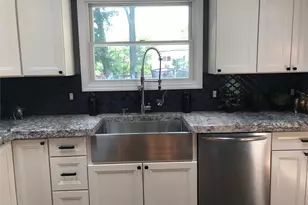 520 Ann Ln, Wantagh, NY 11793 - Photo 5