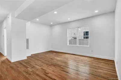 29 Sterling Place, Hempstead, NY 11550 - Photo 11