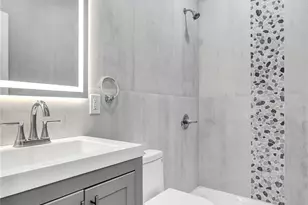 29 Sterling Pl, Hempstead, NY 11550 - Photo 7