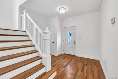 29 Sterling Place, Hempstead, NY 11550 - Photo 3