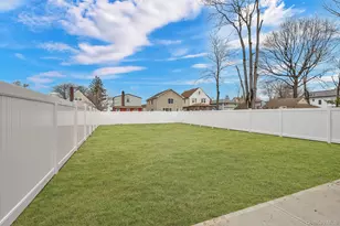 29 Sterling Pl, Hempstead, NY 11550 - Photo 29