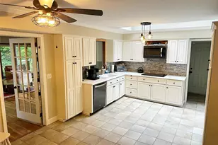 39 Cliff Rd, Port Jefferson, NY 11777 - Photo 15