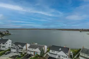 2959 Clubhouse Rd, Merrick, NY 11566 - Photo 5