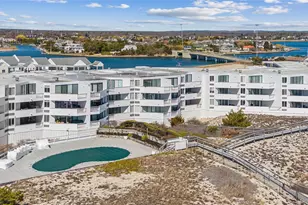 253 Dune Rd, Westhampton Beach, NY 11978 - Photo 23