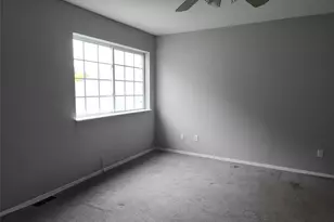 288 Ranch Cir, Manorville, NY 11949 - Photo 11