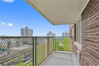 2550 Olinville Avenue #10C, Bronx, NY 10467 - Photo 17