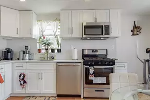 138-07 232nd St, Springfield Gardens, NY 11413 - Photo 5
