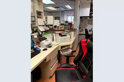 148 Tulip Avenue, Floral Park, NY 11001 - Photo 5