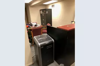 148 Tulip Avenue, Floral Park, NY 11001 - Photo 13