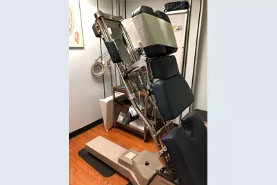 148 Tulip Avenue, Floral Park, NY 11001 - Photo 9