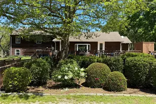 15A / 15 & 13 S Menantic Rd, Shelter Island, NY 11964 - Photo 3