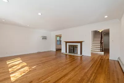 193-03 85th Road, Hollis, NY 11423 - Photo 5