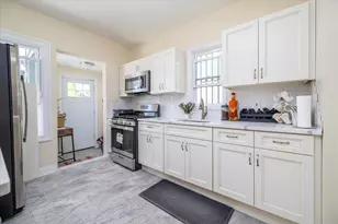 146-14 Shore Ave, Jamaica, NY 11435 - Photo 19