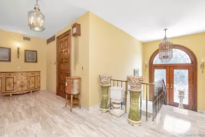118 Malba Drive, Whitestone, NY 11357 - Photo 15