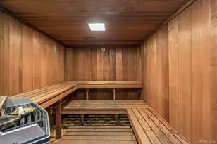 1-18 Malba Dr, Whitestone, NY 11357 - Photo 25