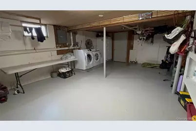 4 N Westbury Road, Hampton Bays, NY 11946 - Photo 17