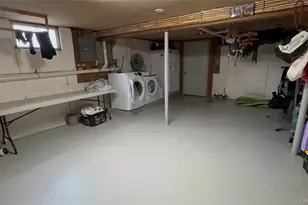 4 N Westbury Rd, Hampton Bays, NY 11946 - Photo 17