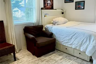 4 N Westbury Rd, Hampton Bays, NY 11946 - Photo 9